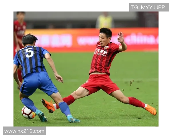 中超半决赛精彩对决苏宁迎战上港争夺决赛资格的激烈战斗