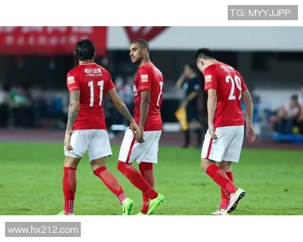 19轮恒大对阵权健精彩全场回放与赛后分析尽在此处