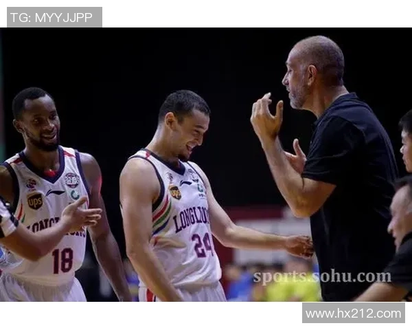 首尔三星雷电迎战仁川黑色撞击者激情对决展现足球魅力与团队精神